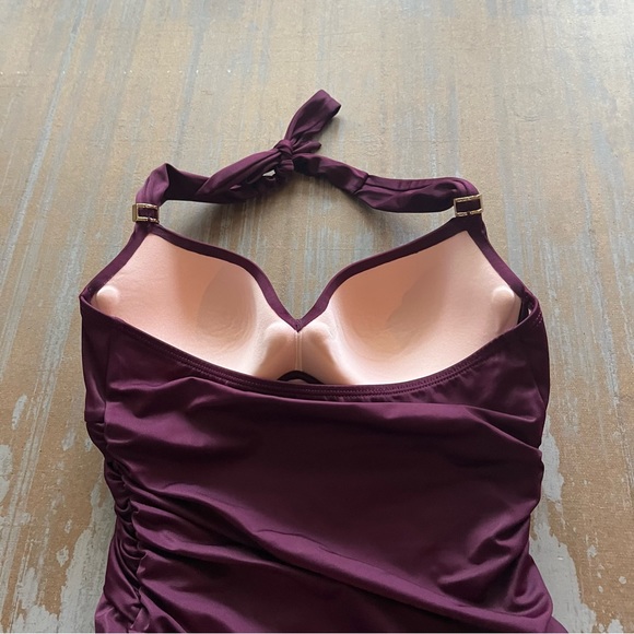Victoria’s Secret Unforgettable Ruched One Piece Halter Swimsuit Womens 34B - Picture 4 of 6